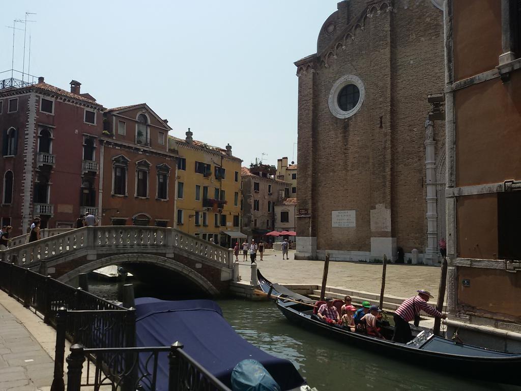 Ca' Badoer Frari Leilighet Venezia Eksteriør bilde